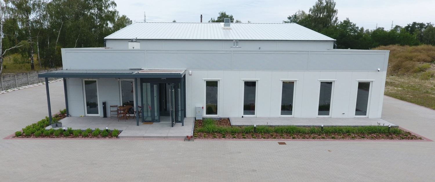 Hala usługowa z biurem