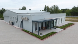 Hala usługowa z biurem