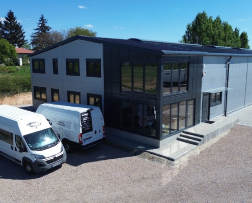 Hala magazynowa z biurem